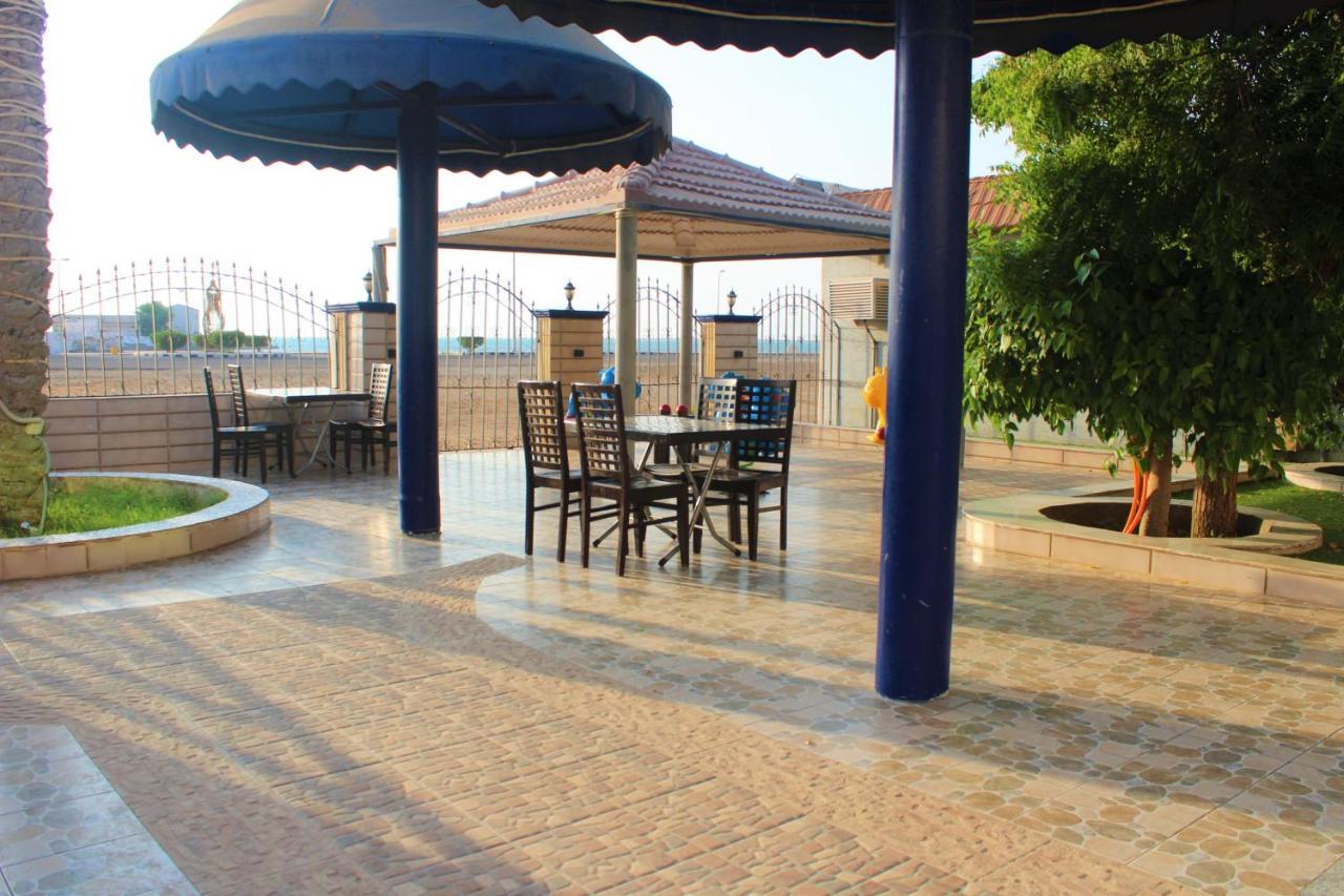منتجع شاطئ العرب - خليج الرايس Rayyis Exterior photo
